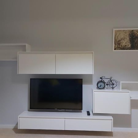 K2 Home - 5Th Floor Tirana Esterno foto